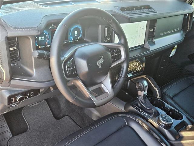 2025 Ford Bronco Badlands photo 3