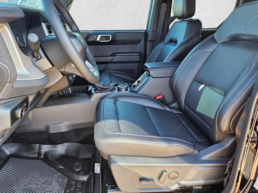 New 2026 Ford Bronco Outer Banks SUV