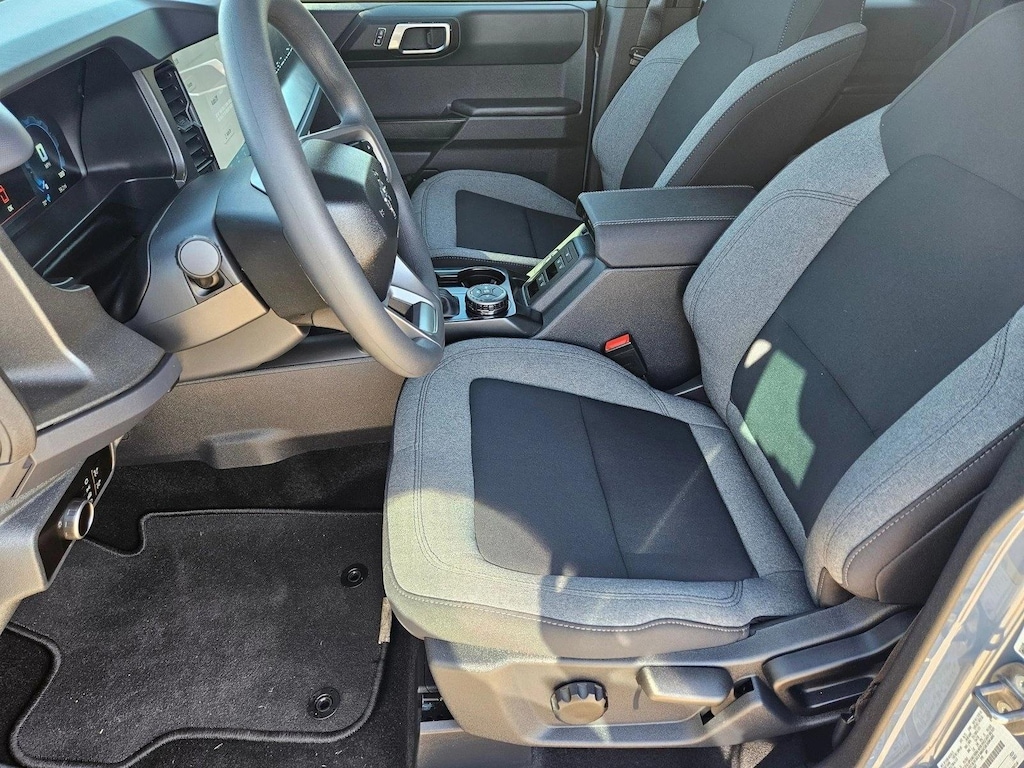 New 2025 Ford Bronco Base SUV