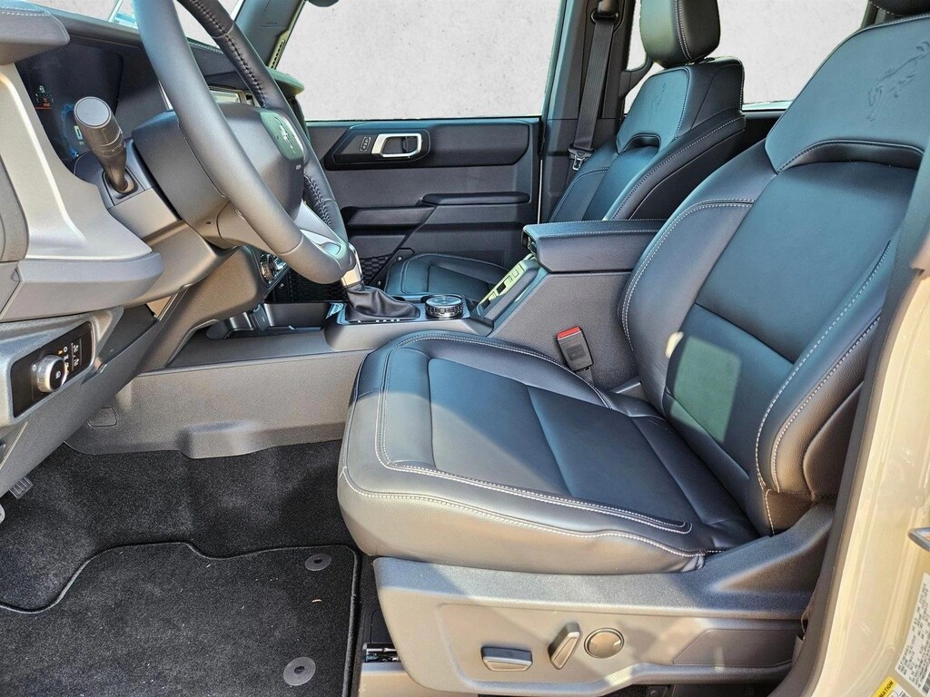 New 2026 Ford Bronco Outer Banks SUV
