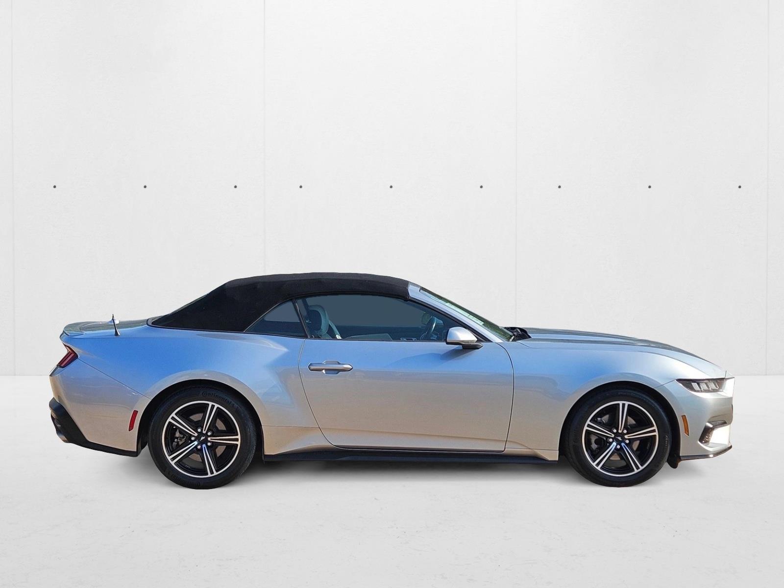 2024 Ford Mustang EcoBoost Premium Convertible photo 4