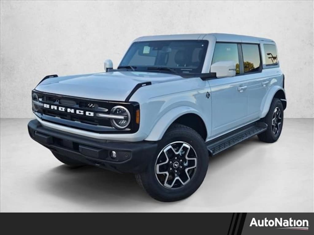 New 2025 Ford Bronco Outer Banks SUV