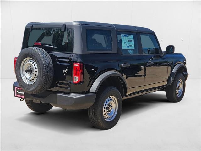 2025 Ford Bronco Base photo 2