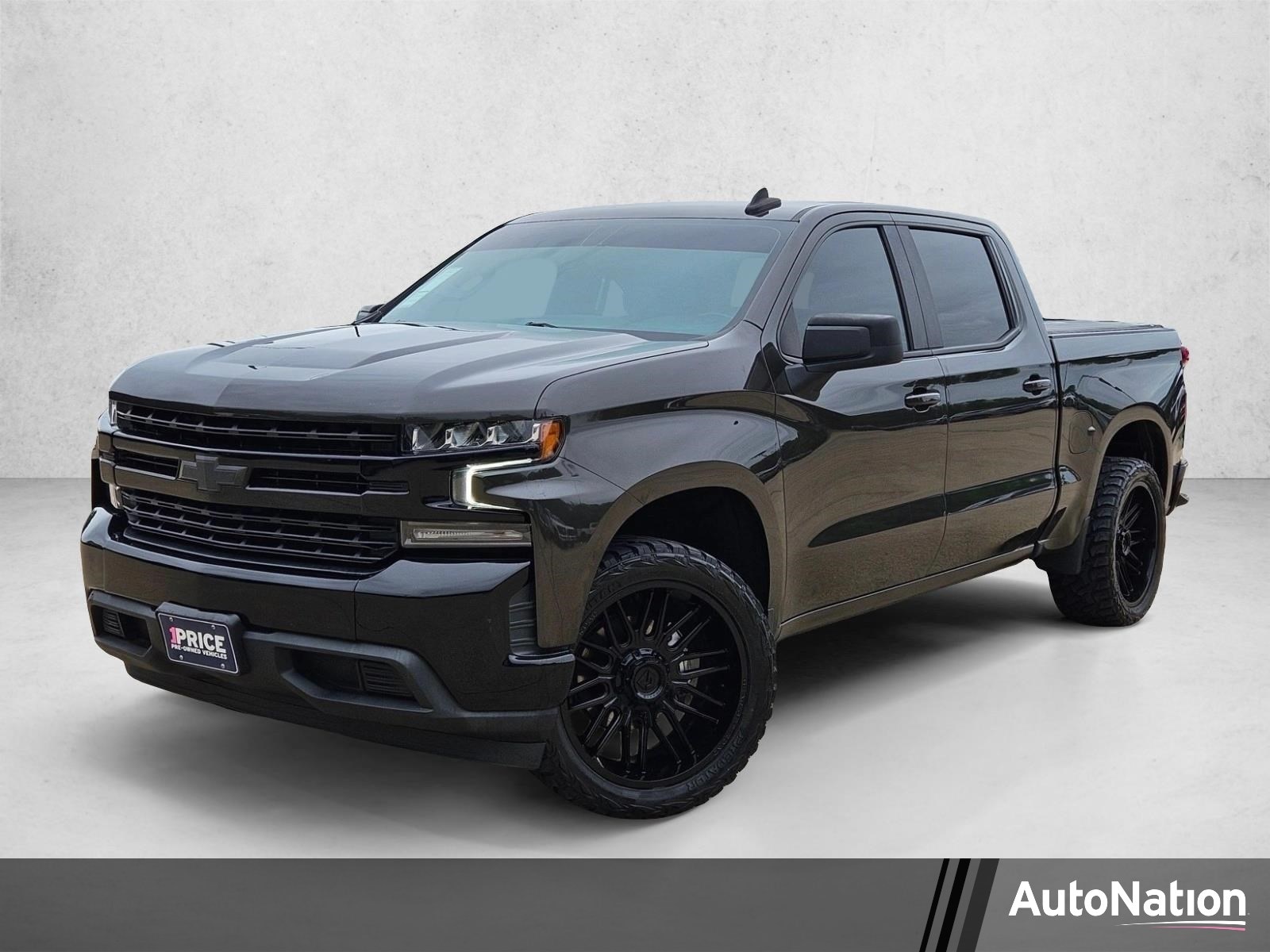 2021 Chevrolet Silverado 1500 LT Crew Cab Short Box's photo