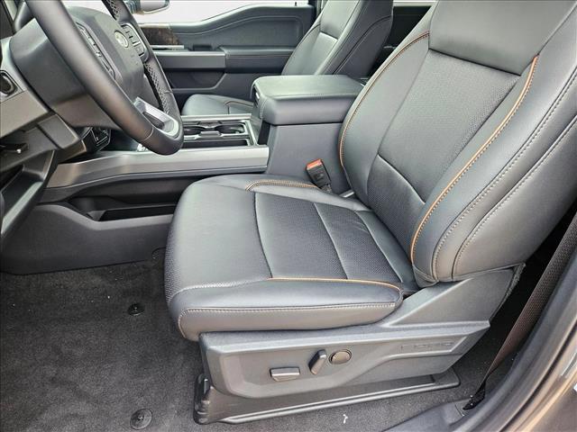 2026 Ford F-250 Lariat photo 4