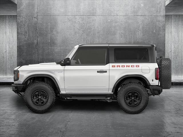 2025 Ford Bronco First Edition photo 2
