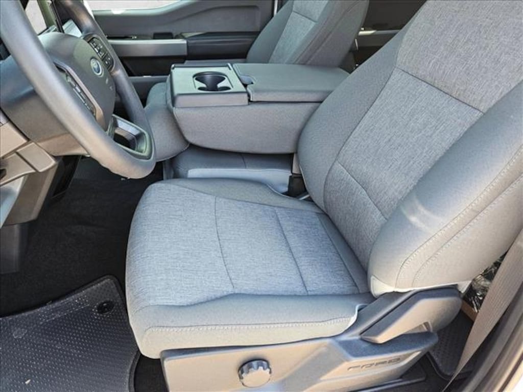 New 2026 Ford F-250 XL Truck Crew Cab