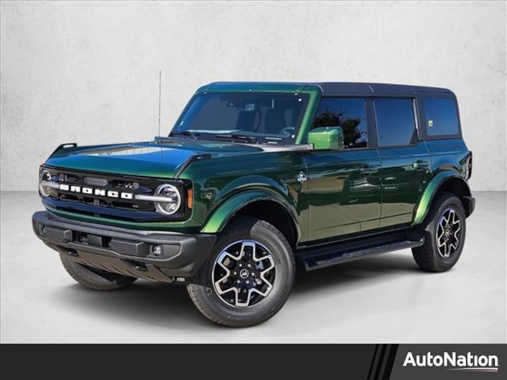 New 2025 Ford Bronco Outer Banks SUV