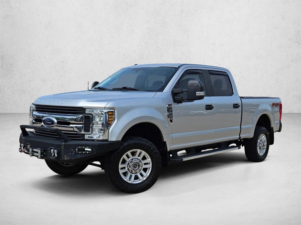 Used 2019 Ford F-250 XL Truck Crew Cab