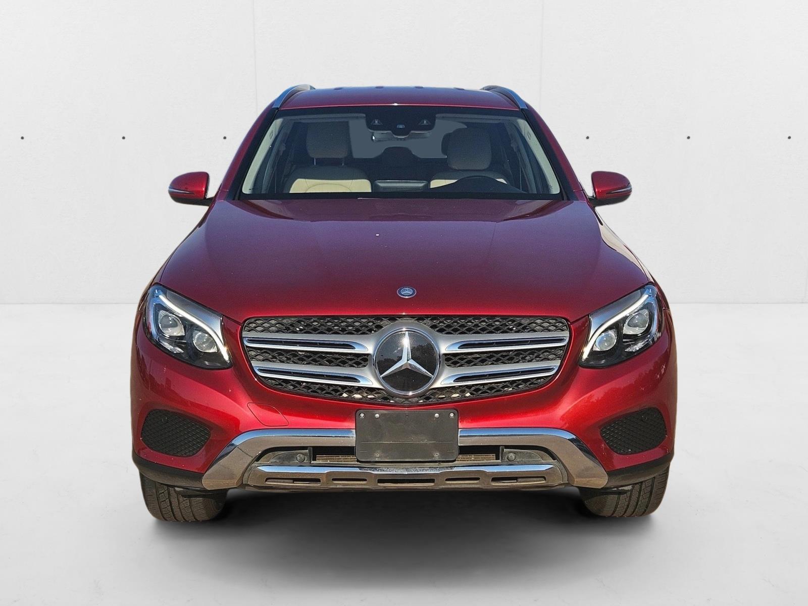 2017 Mercedes Benz GLC 300 photo 2