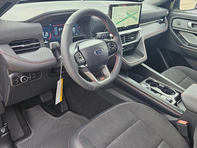 2026 Ford Explorer ST photo 2