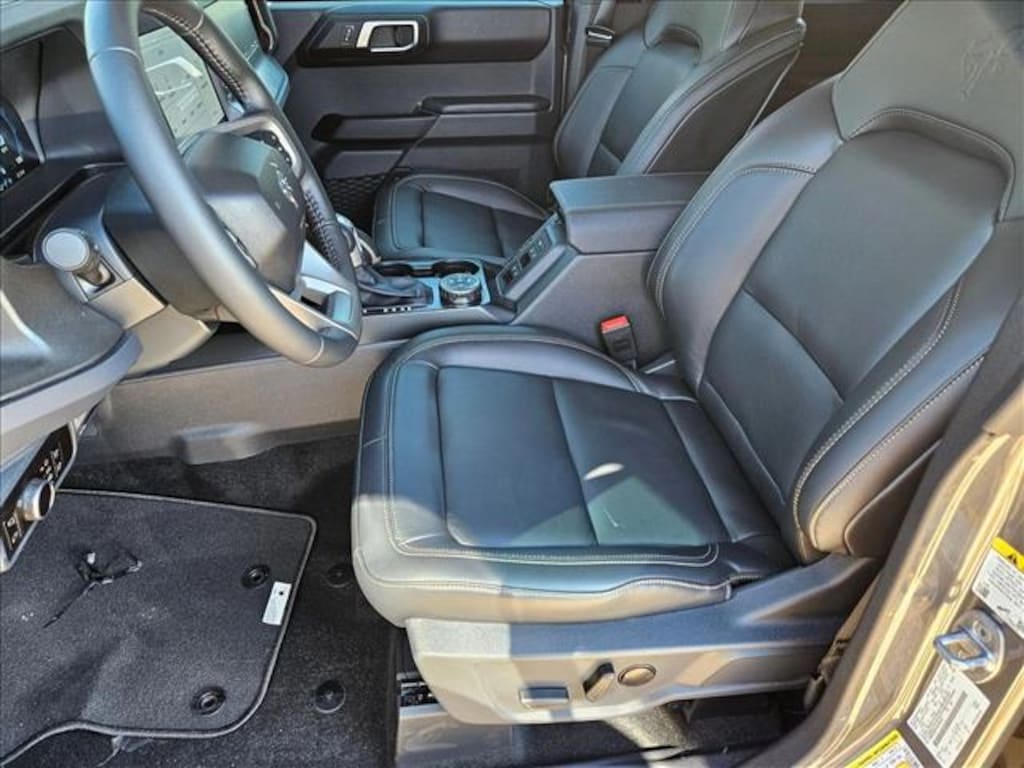 New 2025 Ford Bronco Badlands SUV