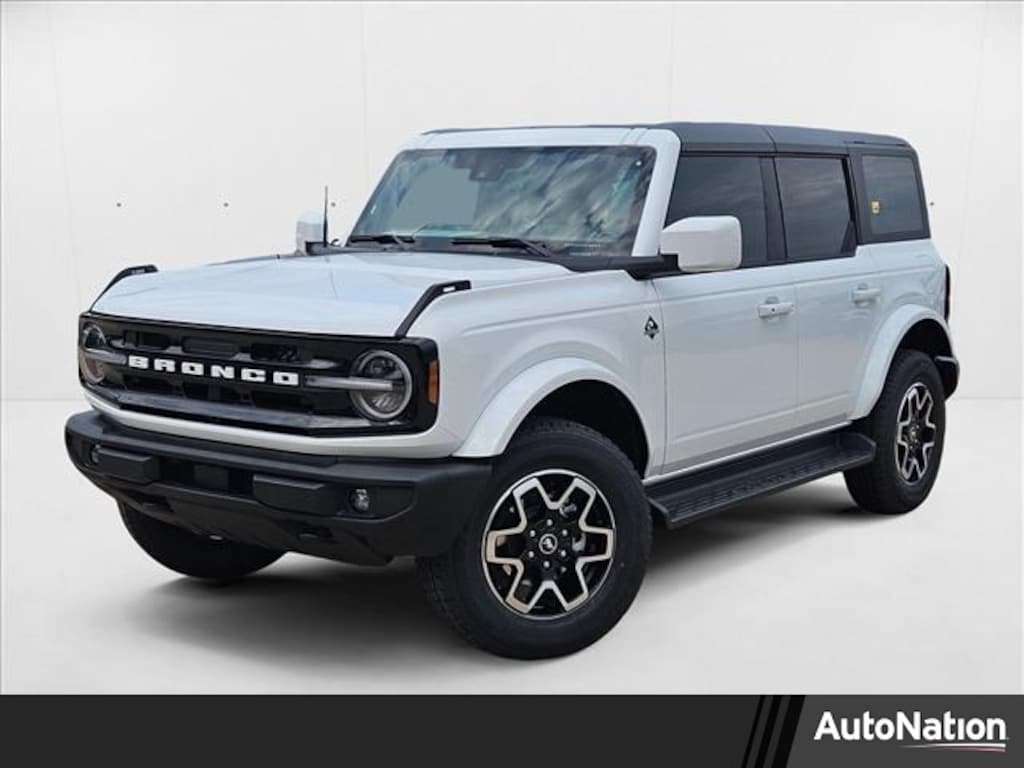 New 2025 Ford Bronco Outer Banks SUV
