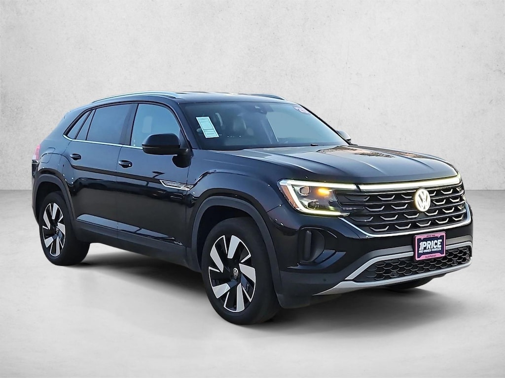 Used 2025 Volkswagen Atlas Cross Sport 2.0T SE w/Technology SUV