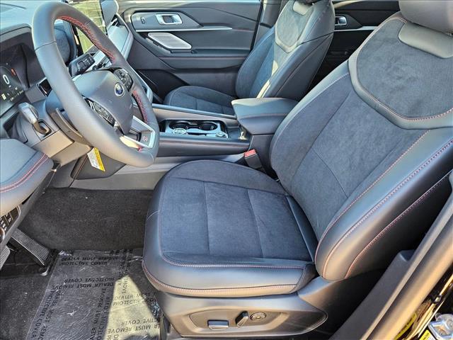 2026 Ford Explorer ST photo 3