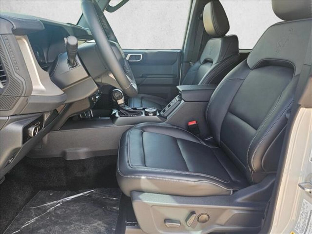 New 2026 Ford Bronco Outer Banks SUV