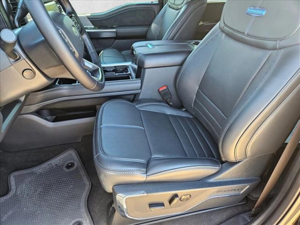 New 2026 Ford F-350 Platinum Truck Crew Cab