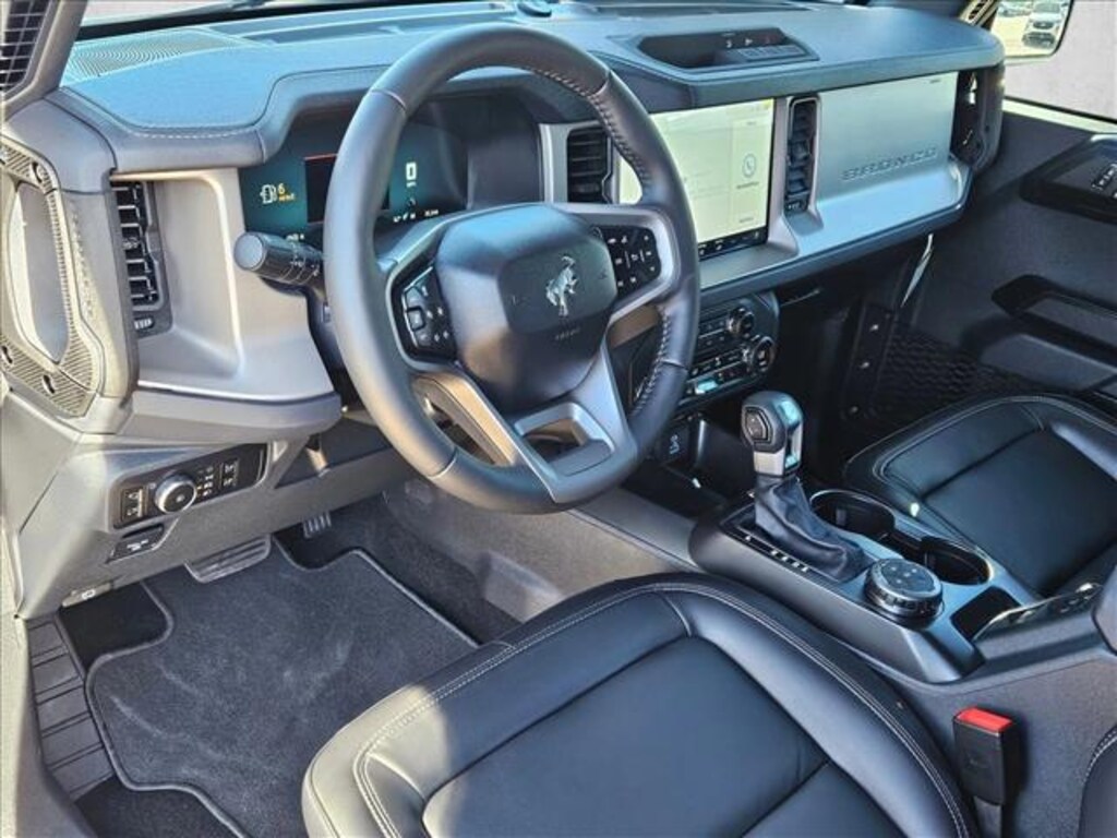 New 2025 Ford Bronco Outer Banks SUV