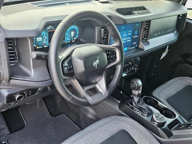 2025 Ford Bronco Big Bend photo 3