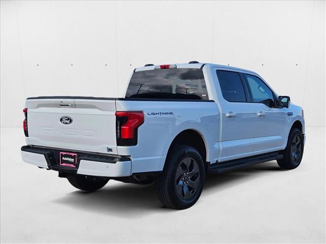 2025 Ford F-150 Lightning photo 2
