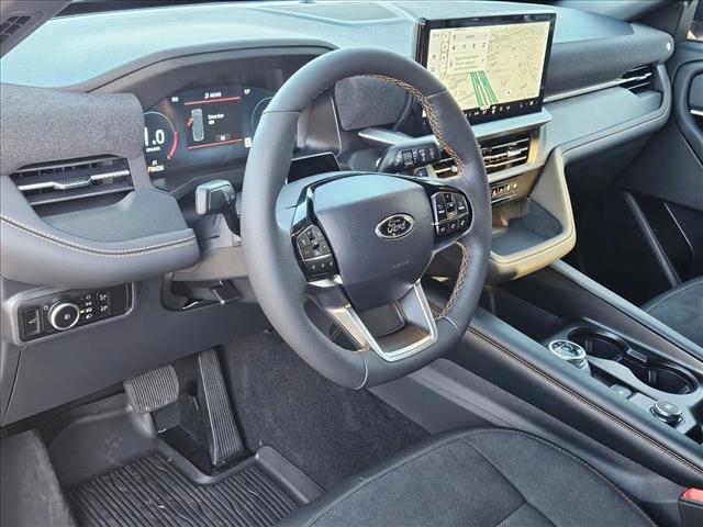 2026 Ford Explorer photo 2