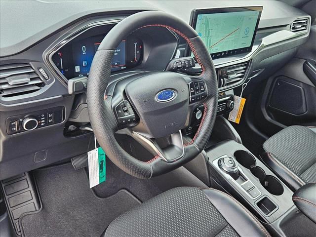 2025 Ford Escape ST-Line photo 3