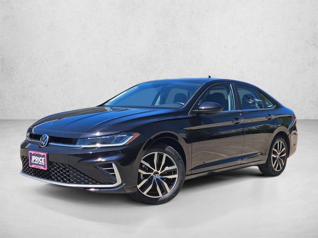 Certified 2025 Volkswagen Jetta SE Sedan