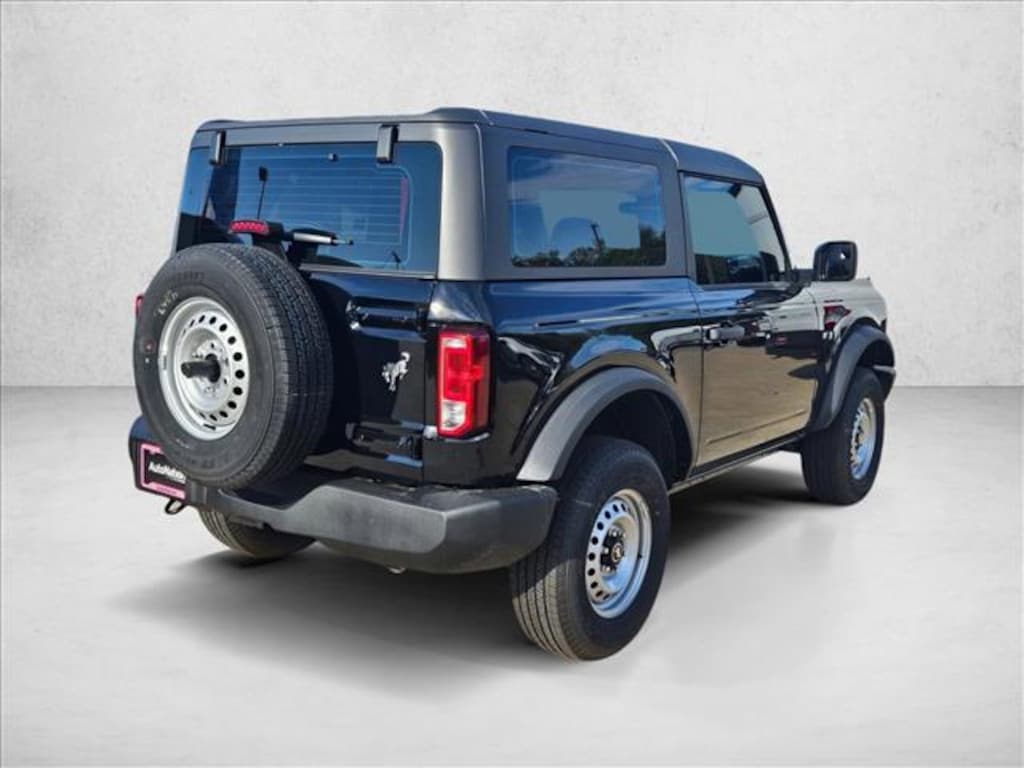 New 2025 Ford Bronco Base SUV