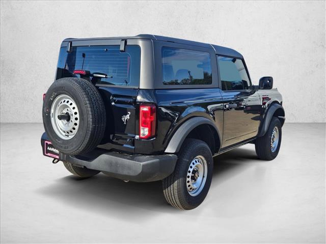 2025 Ford Bronco Base photo 2