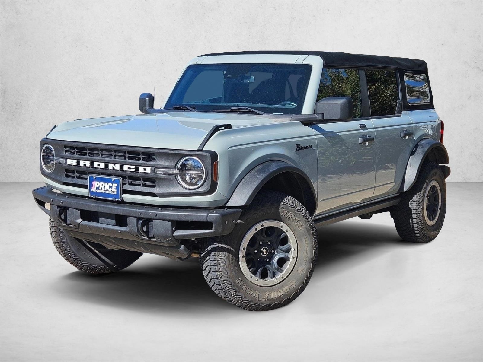 2021 Ford Bronco 4-Door Black Diamond's photo