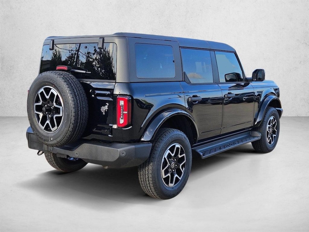 New 2026 Ford Bronco Outer Banks SUV
