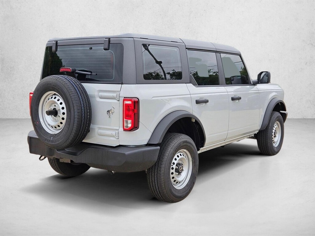 New 2026 Ford Bronco Base SUV