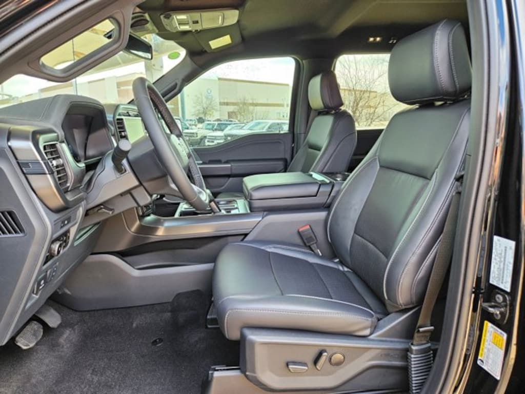 New 2025 Ford F-150 LARIAT Truck SuperCrew Cab