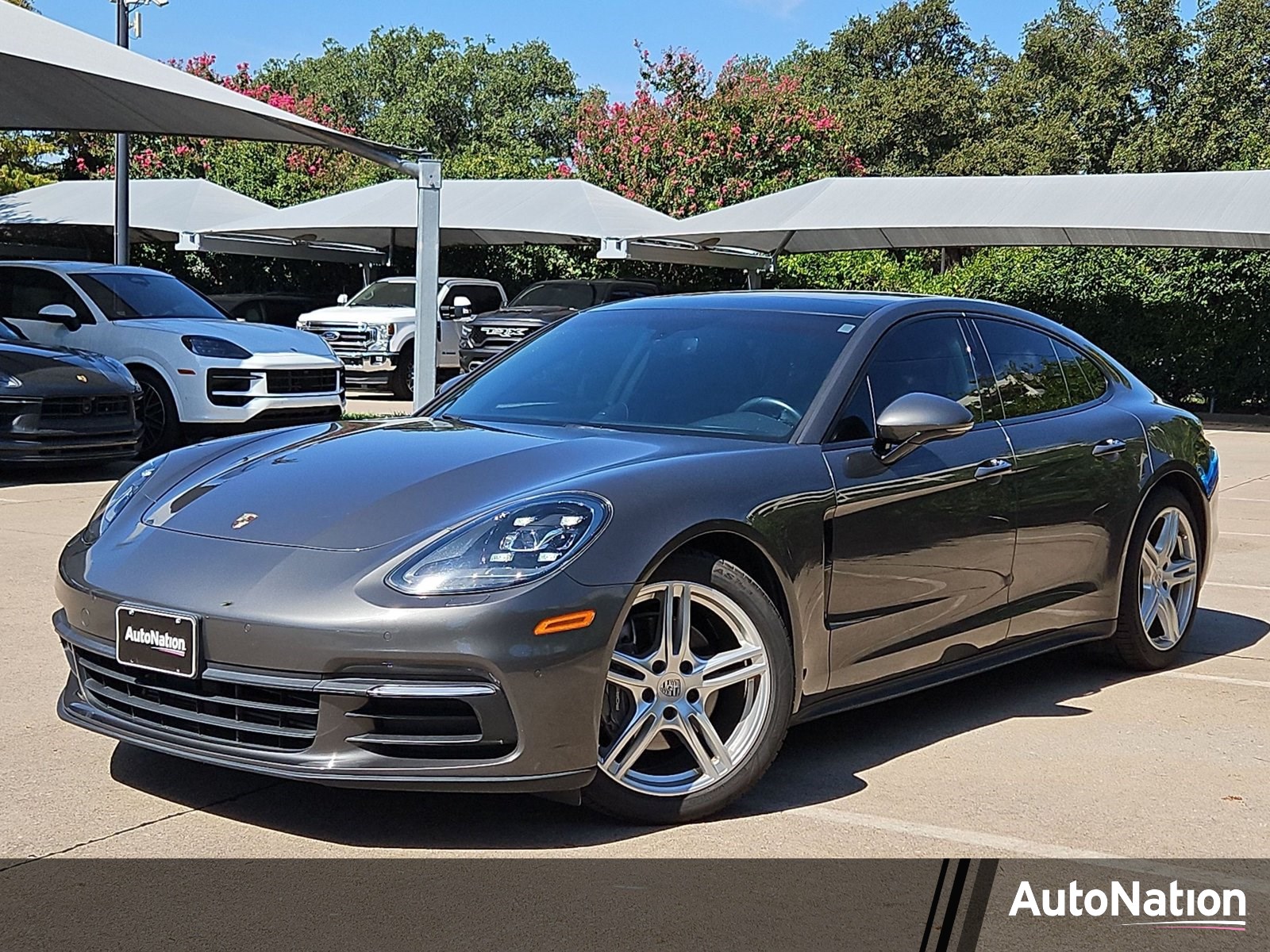 2018 Porsche Panamera
