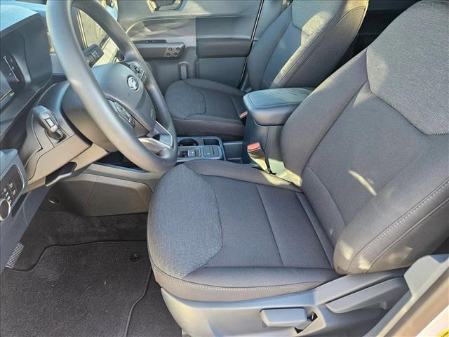 2025 Ford Maverick XL photo 3