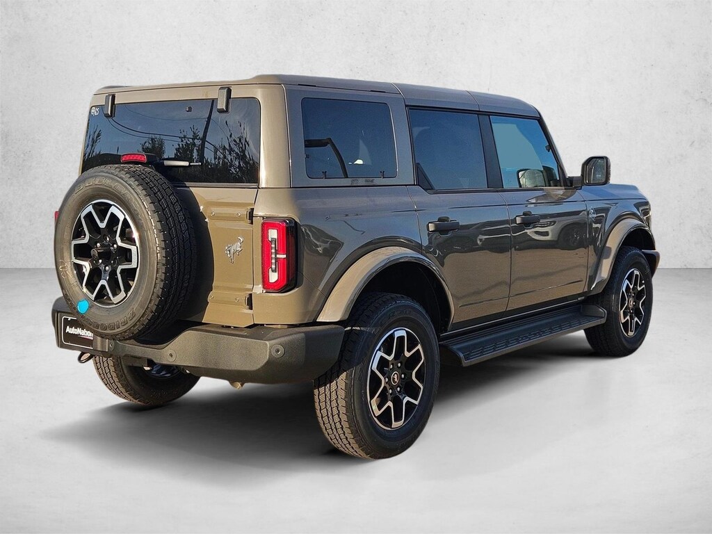 New 2026 Ford Bronco Outer Banks SUV