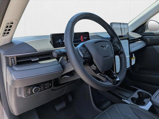 2025 Ford Mustang Mach-E Select photo 3