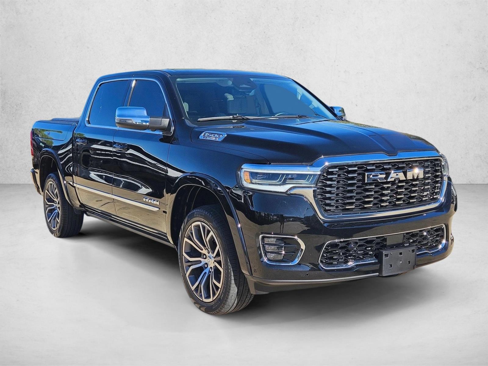 2025 Ram 1500 photo 3