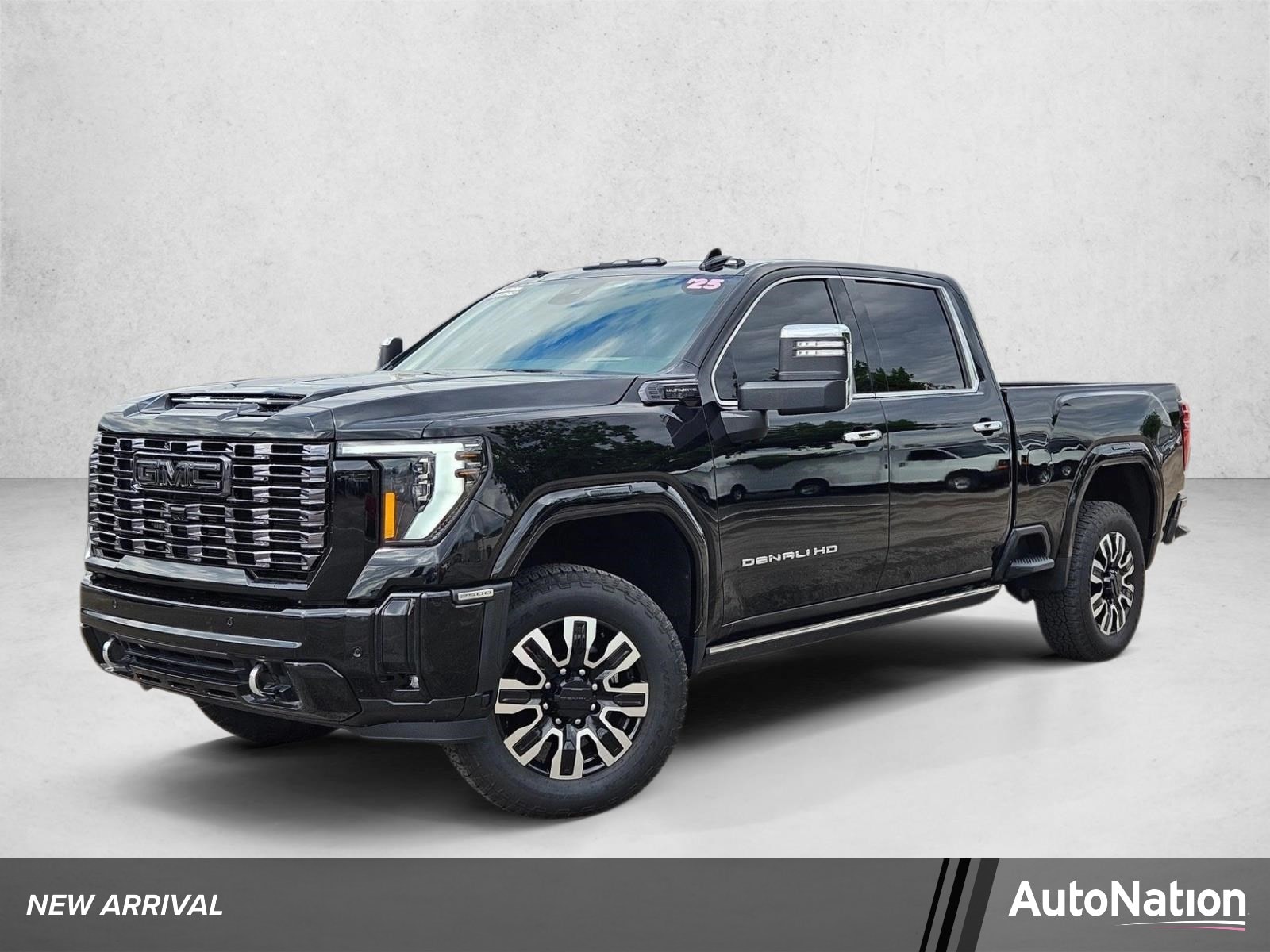 2025 GMC Sierra 4WD Crew Cab Long Box Denali Ultimate's photo