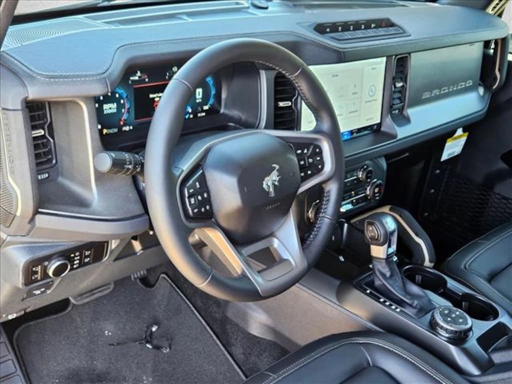 New 2025 Ford Bronco Badlands SUV