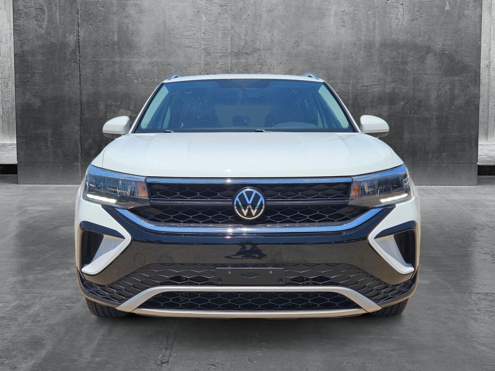 Used 2022 Volkswagen Taos SE with VIN 3VVTX7B21NM012504 for sale in Frisco, TX