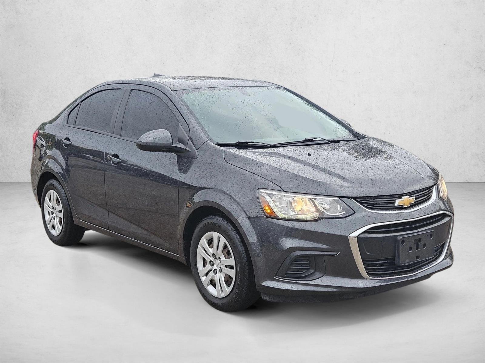 2020 Chevrolet Sonic LS photo 3