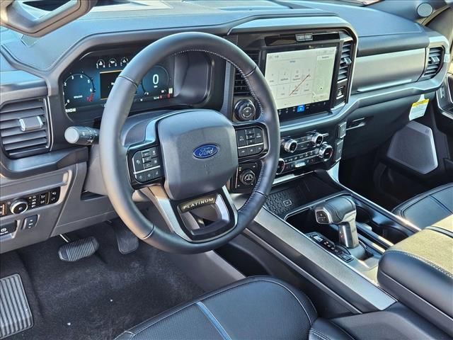 2025 Ford F-150 Platinum photo 3