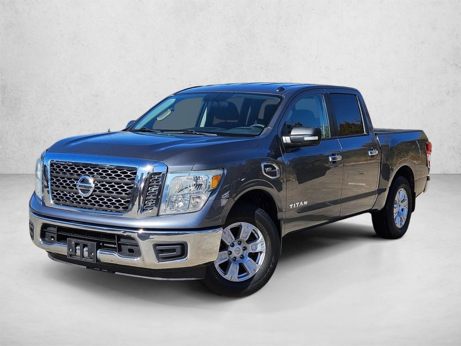 2017 Nissan Titan SV