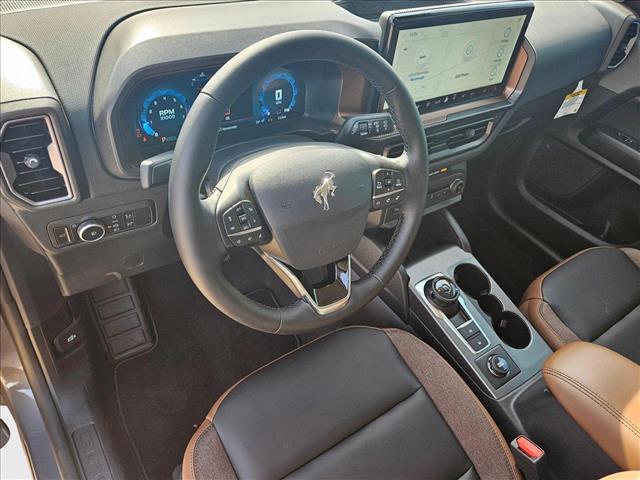2025 Ford Bronco Sport Outer Banks photo 3