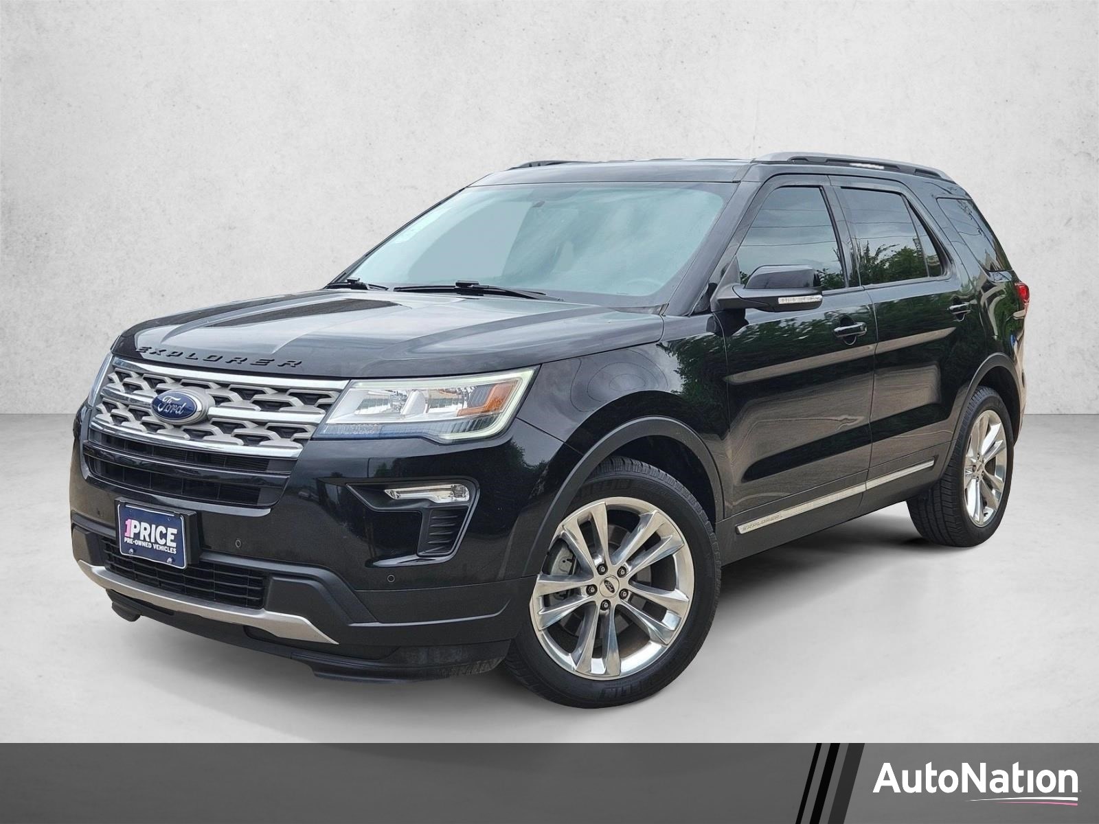 2018 Ford Explorer XLT FWD's photo