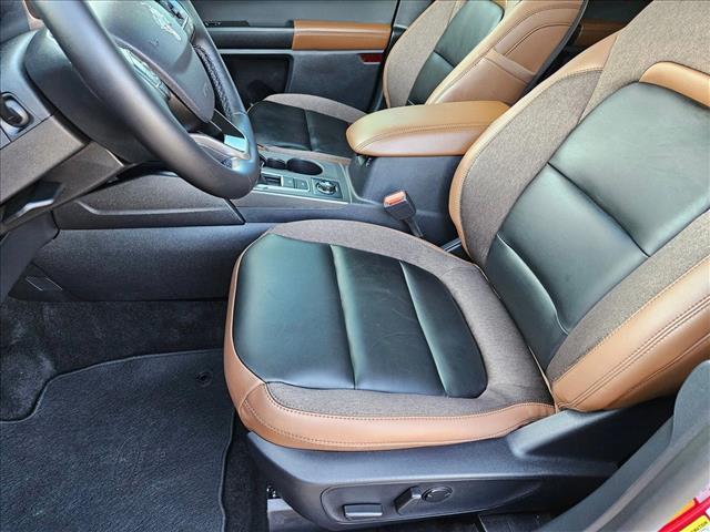 2025 Ford Bronco Sport Outer Banks photo 3