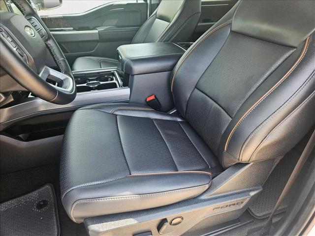 2026 Ford F-250 Lariat photo 4