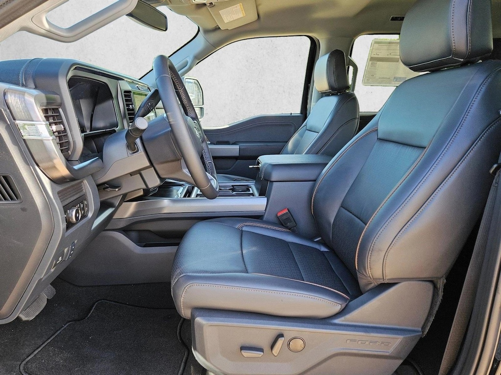 New 2026 Ford F-250 LARIAT Truck Crew Cab