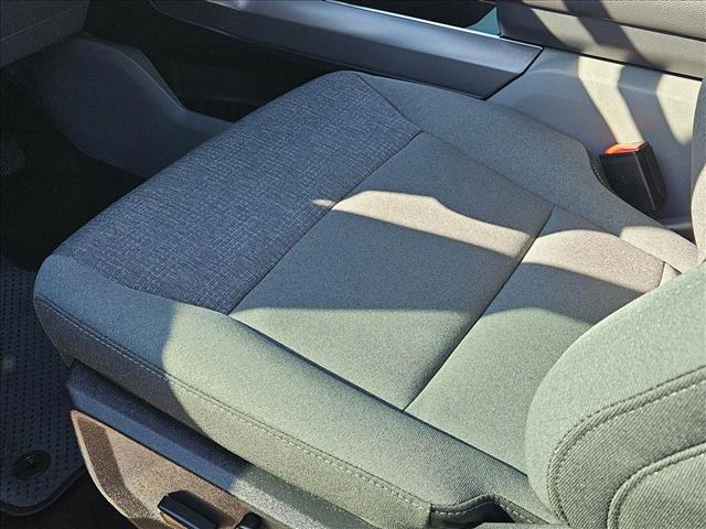 2025 Ford F-150 XLT photo 4